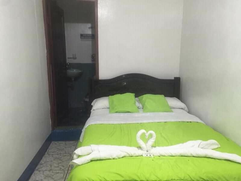 Hostal Albatros Сан-Кристобаль Экстерьер фото